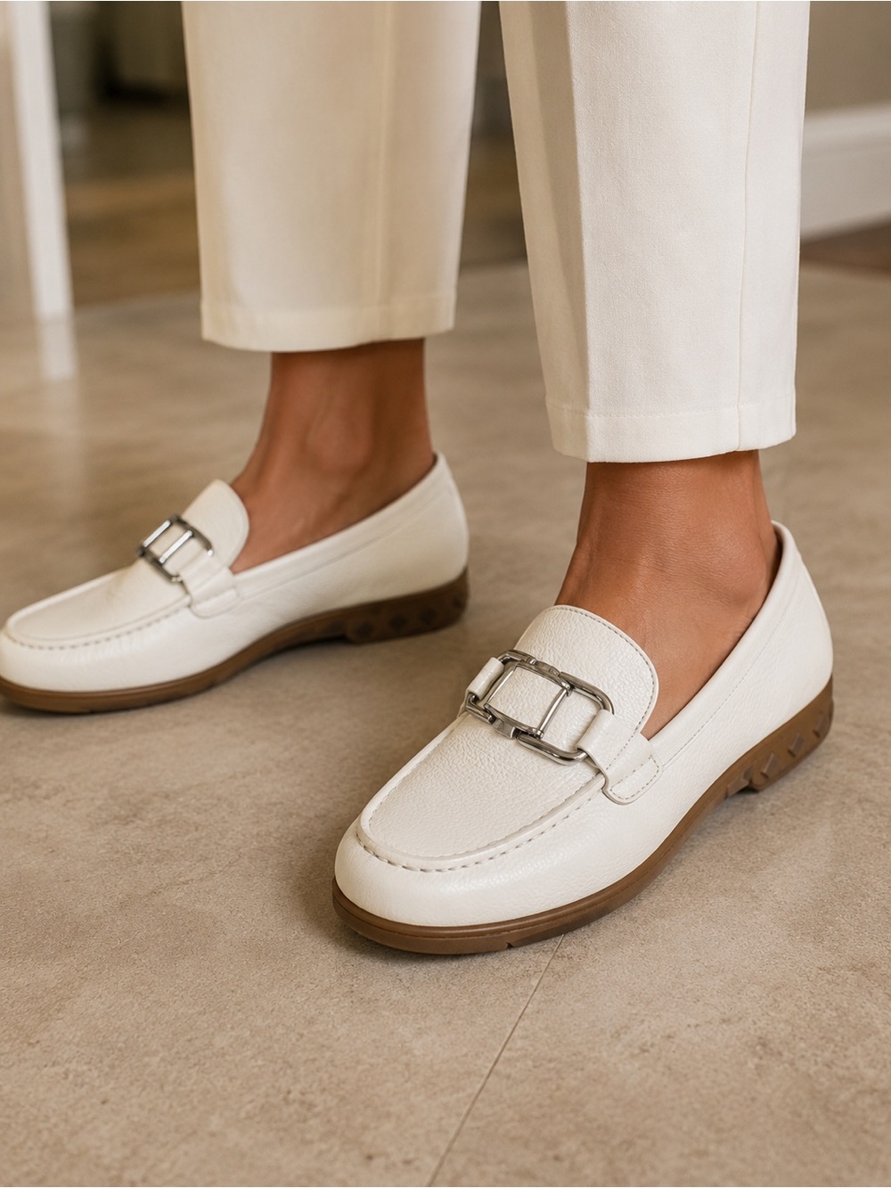 AEROSOLES Cream Leather Loafers with Silver Buckle
